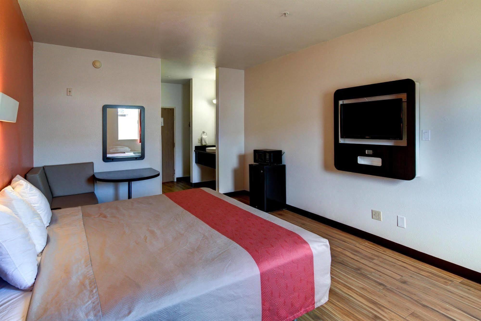 Motel 6 Waco - Woodway Екстериор снимка