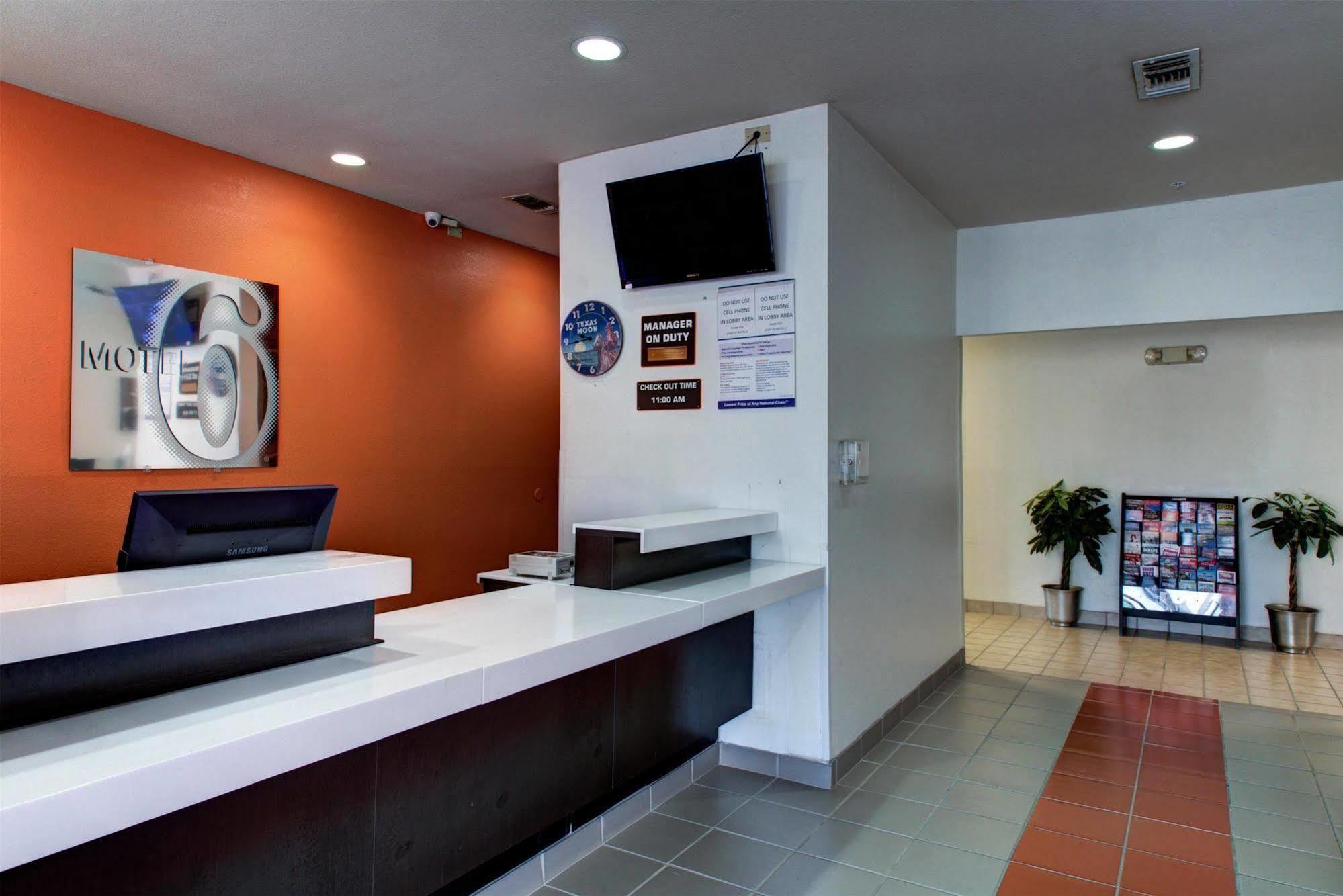 Motel 6 Waco - Woodway Екстериор снимка