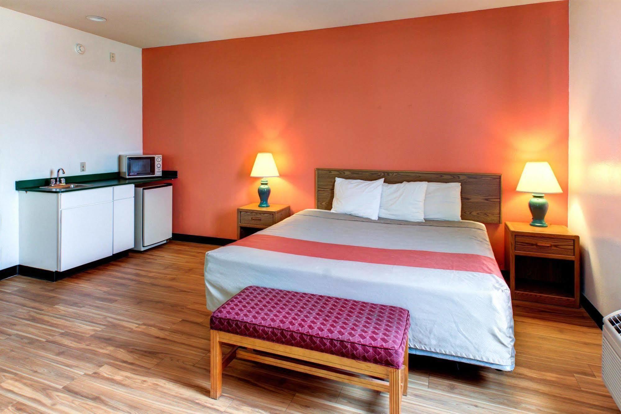 Motel 6 Waco - Woodway Екстериор снимка