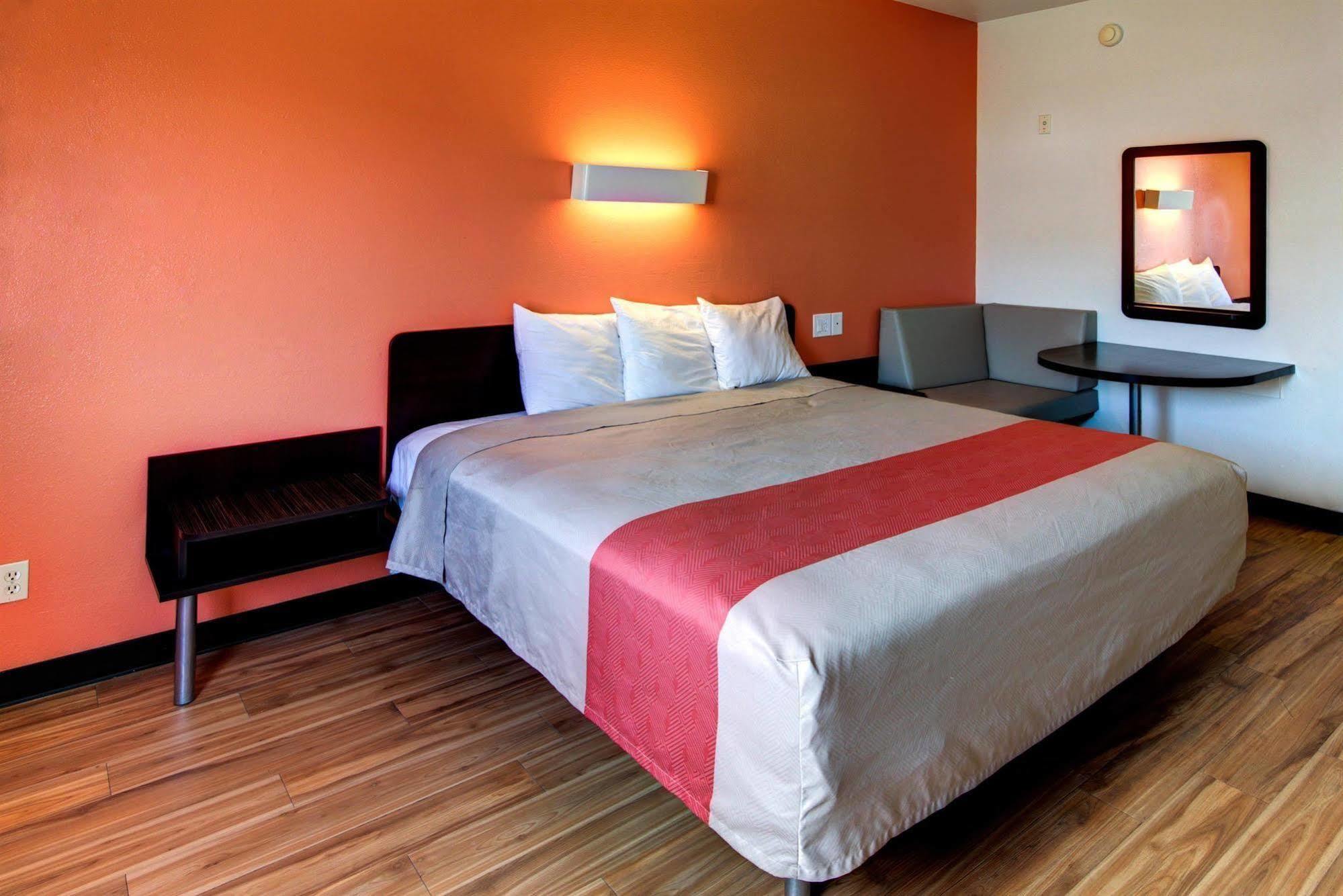 Motel 6 Waco - Woodway Екстериор снимка